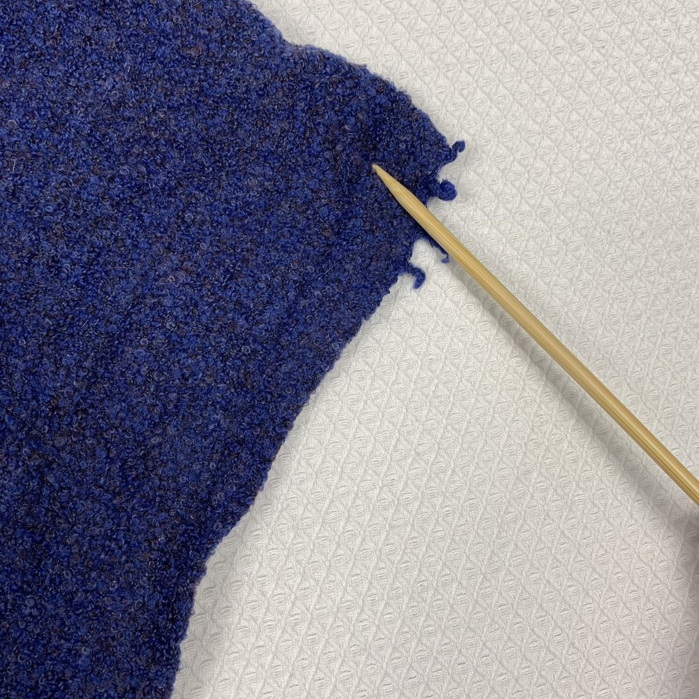Kerry Woollen Mills Lambswool Shawl Ireland Celtic Blue Blanket Wrap One Size - Picture 6 of 9